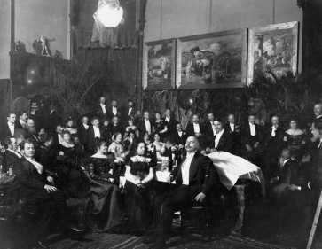 Fnykpezik a Feszty-szalont, Petfi Irodalmi Mzeum